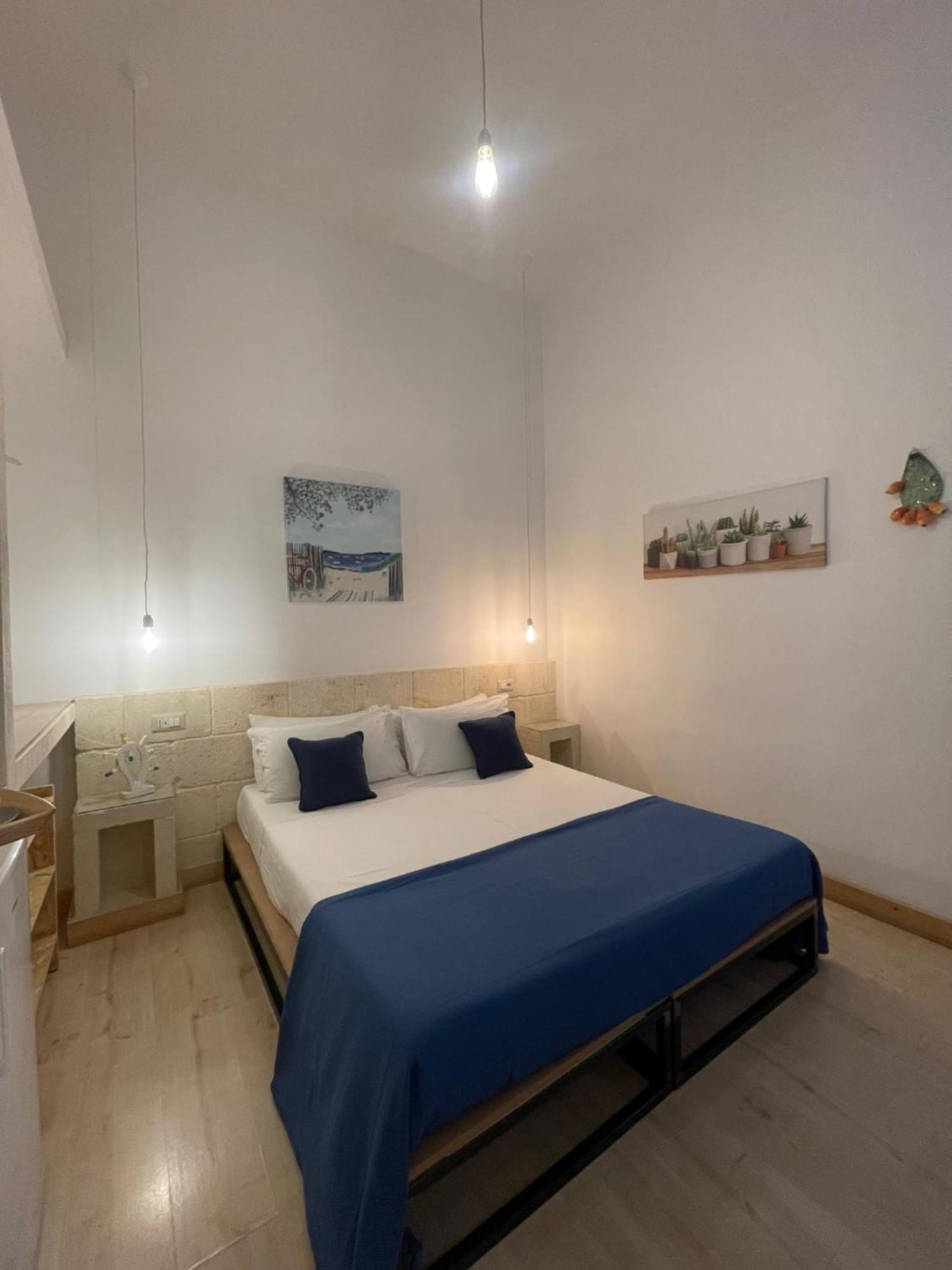 D'Angio Rooms-Manfredi Homes&Villas มันเฟรโดเนีย ภายนอก รูปภาพ