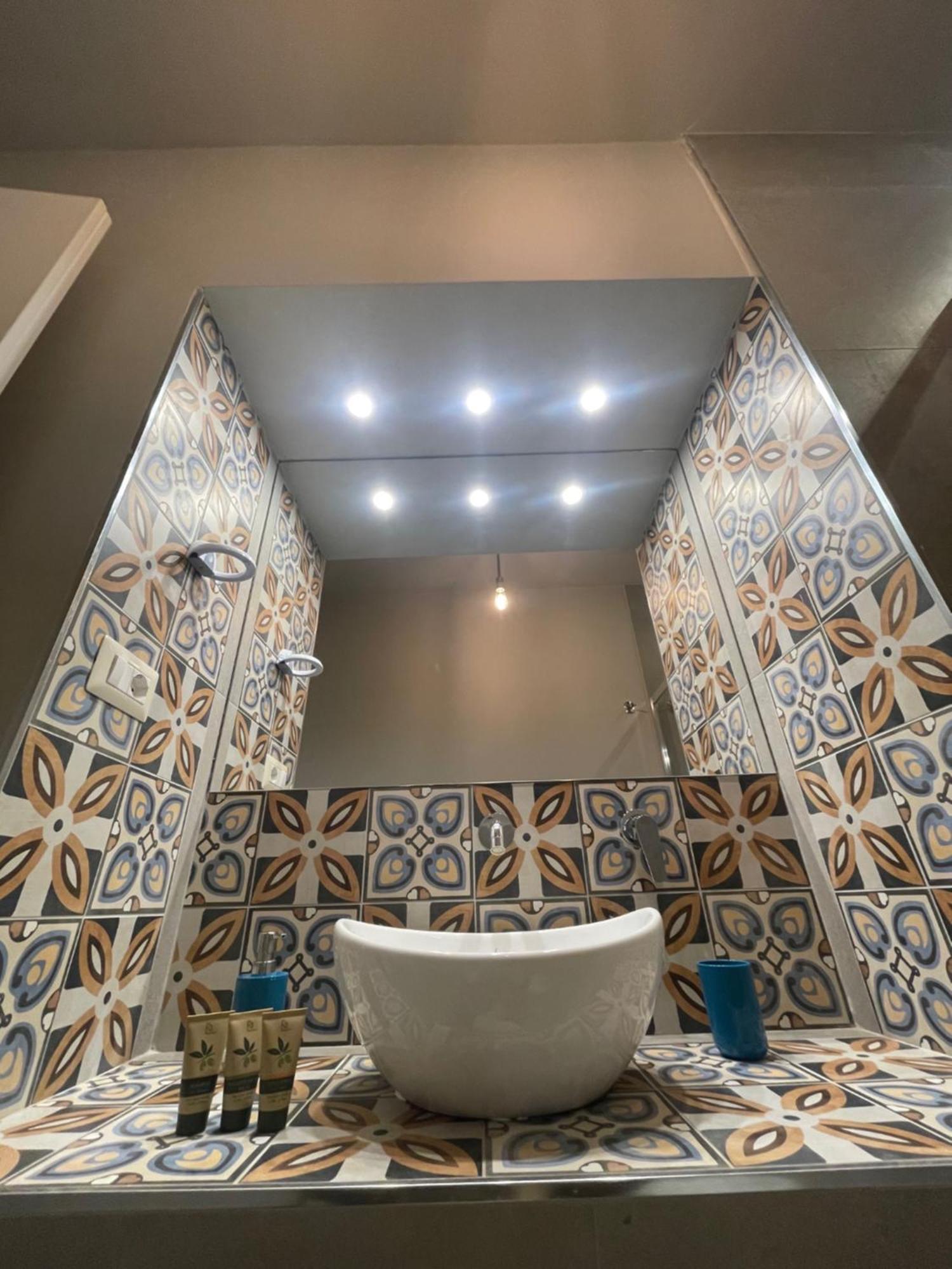 D'Angio Rooms-Manfredi Homes&Villas มันเฟรโดเนีย ภายนอก รูปภาพ