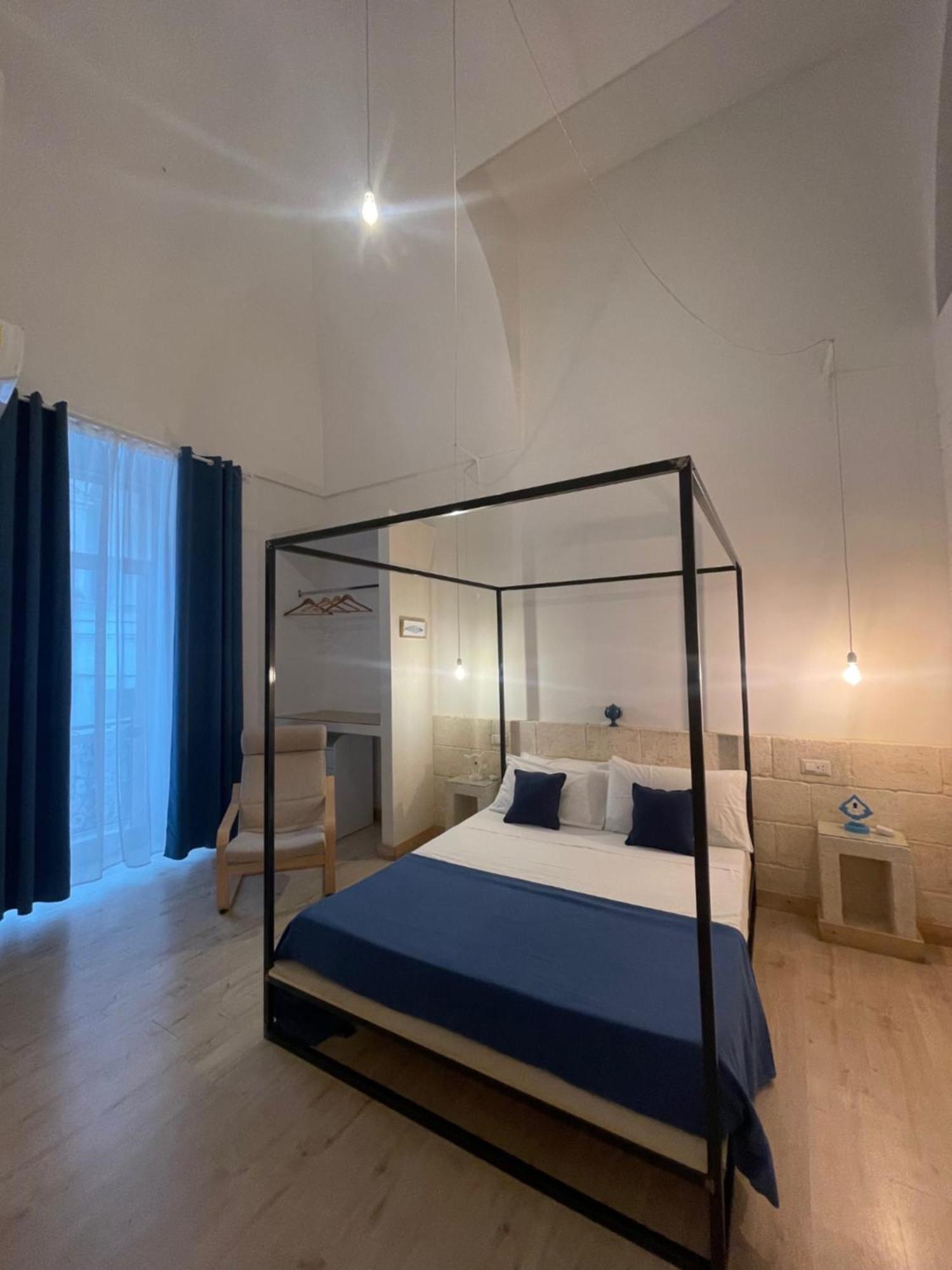 D'Angio Rooms-Manfredi Homes&Villas มันเฟรโดเนีย ภายนอก รูปภาพ