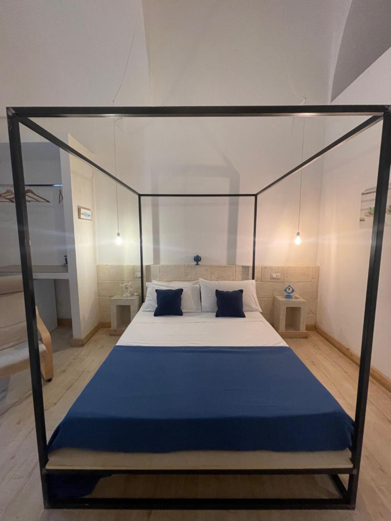 D'Angio Rooms-Manfredi Homes&Villas มันเฟรโดเนีย ภายนอก รูปภาพ