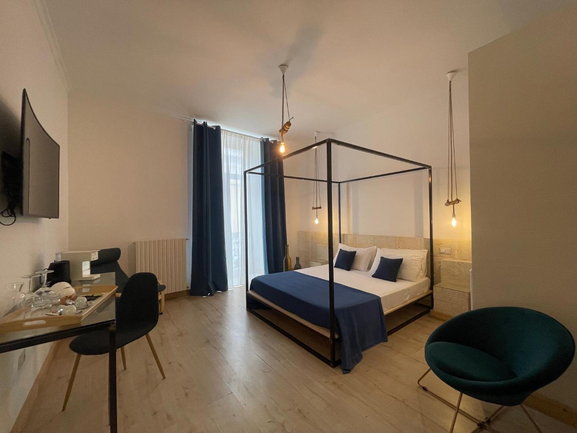 D'Angio Rooms-Manfredi Homes&Villas มันเฟรโดเนีย ภายนอก รูปภาพ